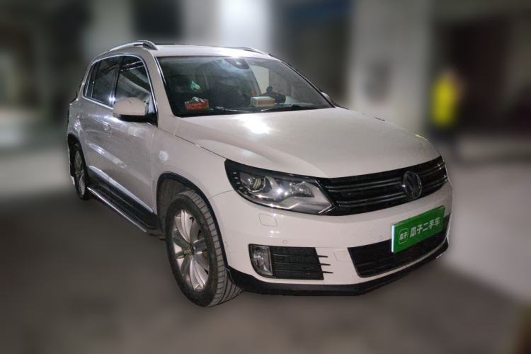 Used Volkswagen Tiguan 2013 2.0 TSI Automatic All-Wheel-Drive Flagship Edition Front Right 45 Deg