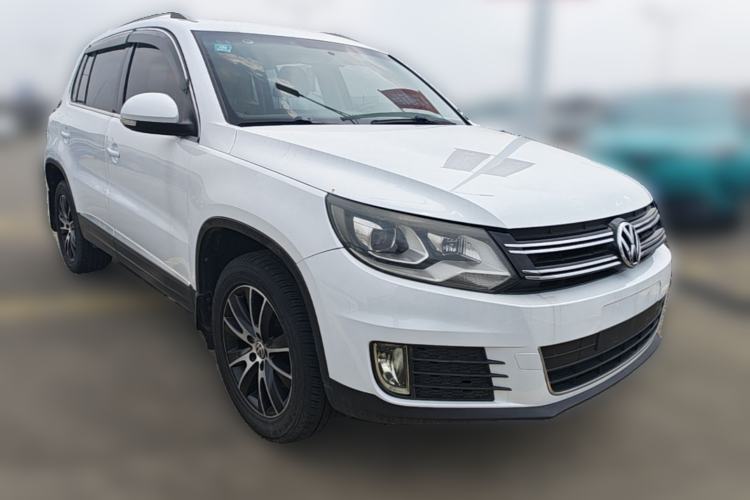 Used Volkswagen Tiguan 2013 1.8TSI Automatic Two-Wheel Drive Luxury Model Front Right 45 Deg