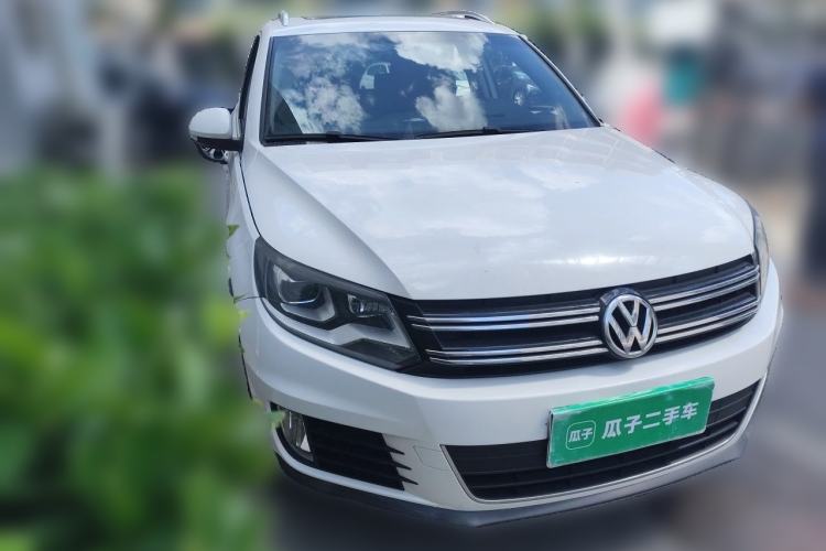 Used Volkswagen Tiguan 2013 1.8TSI Automatic Two-Wheel Drive Luxury Model Front Right 45 Deg