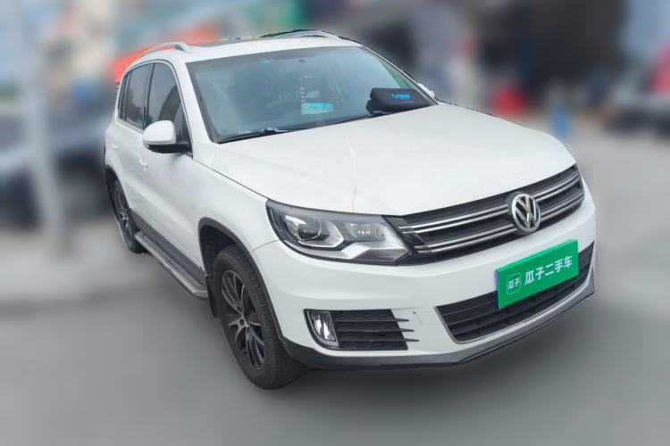 Used Volkswagen Tiguan 2013 1.8TSI Automatic Two-Wheel Drive Luxury Model Front Right 45 Deg