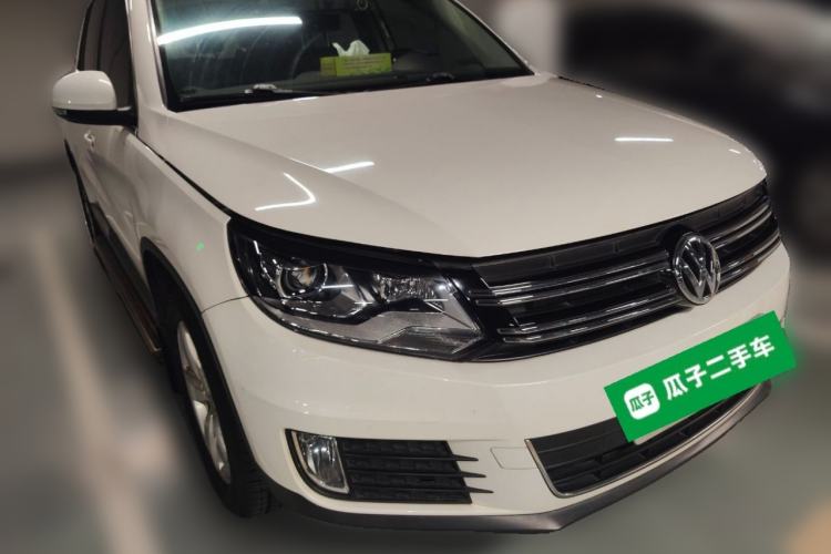 Used Volkswagen Tiguan 2013 1.8 TSI Automatic Two-Wheel Drive Comfort Edition Front Right 45 Deg