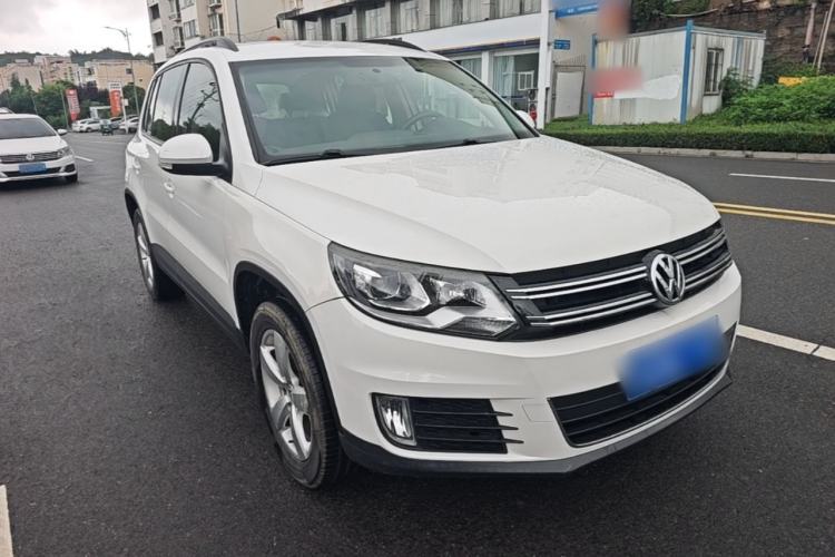 Used Volkswagen Tiguan 2013 1.8 TSI Automatic Two-Wheel Drive Comfort Edition Front Right 45 Deg