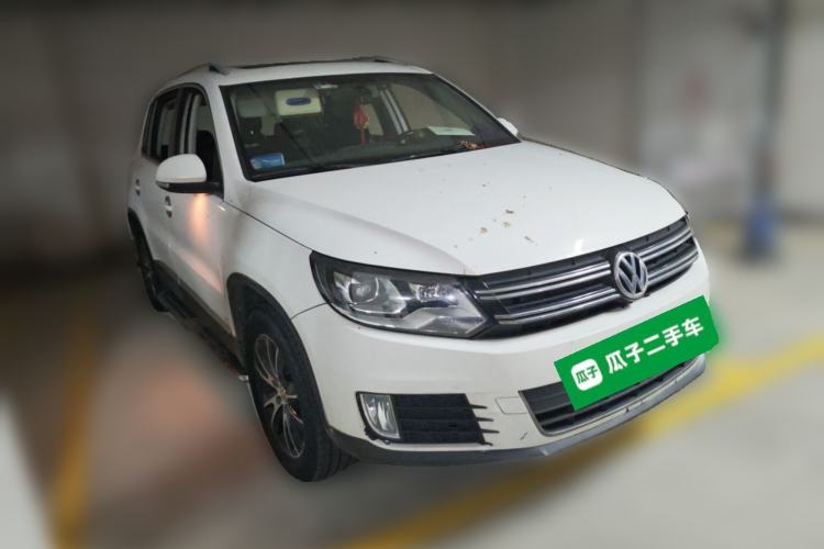 Used Volkswagen Tiguan 2013 1.8TSI Automatic Two-Wheel Drive Luxury Model Front Right 45 Deg