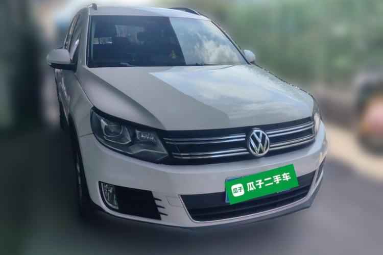 Used Volkswagen Tiguan 2013 1.8TSI Automatic All-Wheel-Drive Comfort Edition Front Right 45 Deg