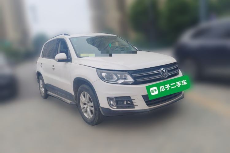 Used Volkswagen Tiguan 2013 1.8TSI Manual Two-Wheel Drive Trend Edition Front Right 45 Deg