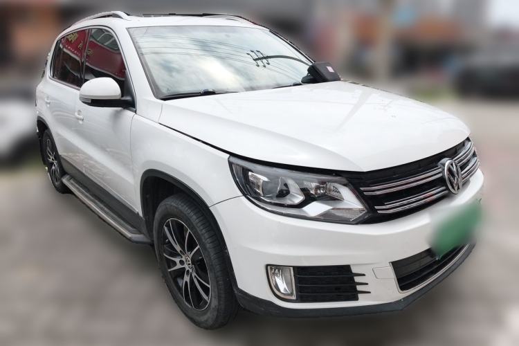 Used Volkswagen Tiguan 2013 1.8TSI Automatic Two-Wheel Drive Luxury Model Front Right 45 Deg