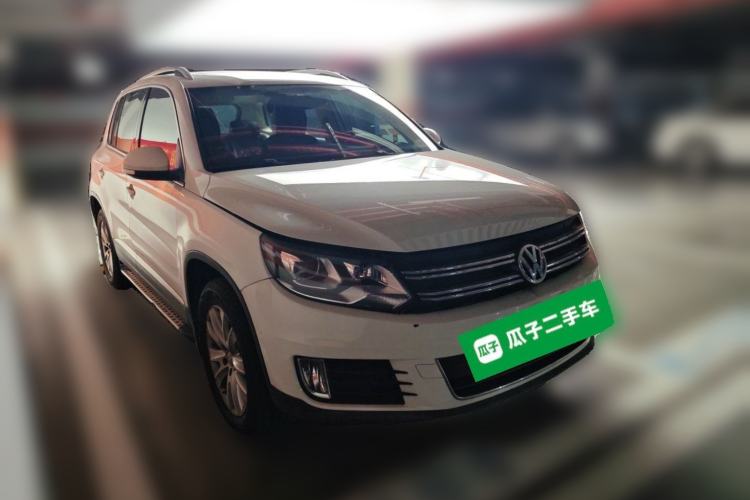 Used Volkswagen Tiguan 2013 1.8TSI Automatic Two-Wheel Drive Luxury Model Front Right 45 Deg