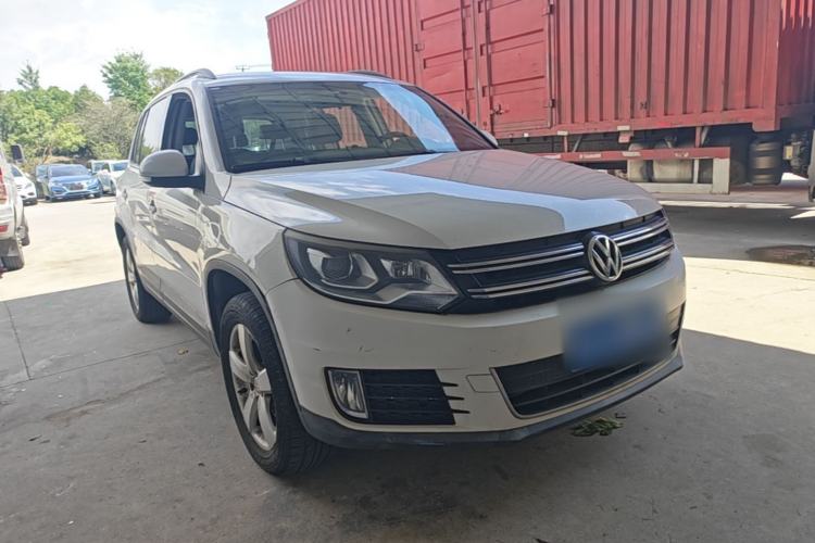 Used Volkswagen Tiguan 2013 1.8 TSI Automatic Two-Wheel Drive Comfort Edition Front Right 45 Deg