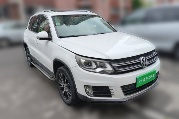 Used Volkswagen Tiguan 2013 1.8TSI Automatic Two-Wheel Drive Luxury Model Front Right 45 Deg
