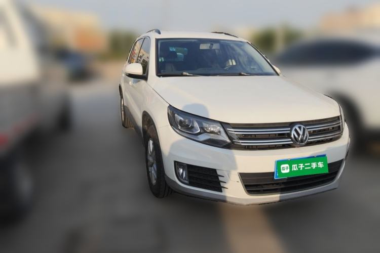 Used Volkswagen Tiguan 2013 1.8TSI Manual Two-Wheel Drive Trend Edition Front Right 45 Deg