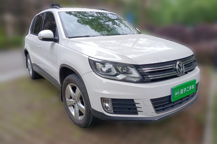 Used Volkswagen Tiguan 2013 1.8 TSI Automatic Two-Wheel Drive Comfort Edition Front Right 45 Deg