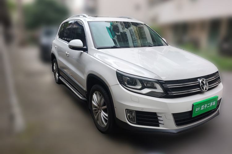 Used Volkswagen Tiguan 2013 1.8TSI Automatic Two-Wheel Drive Luxury Model Front Right 45 Deg