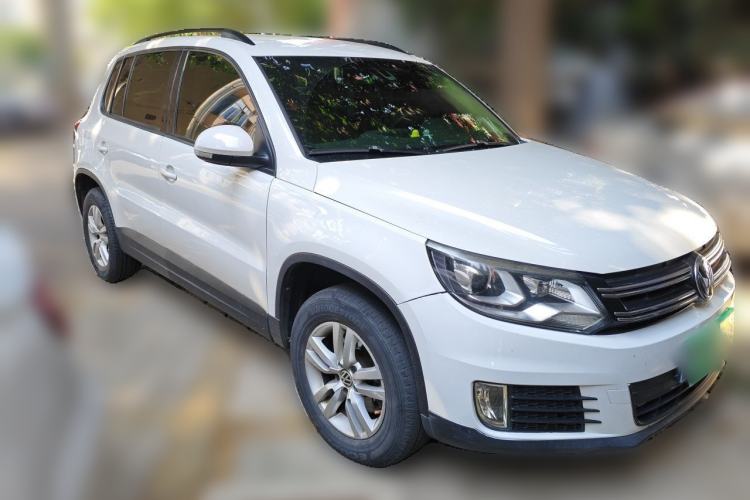 Used Volkswagen Tiguan 2013 1.8TSI Automatic Two-Wheel Drive Trend Edition Front Right 45 Deg