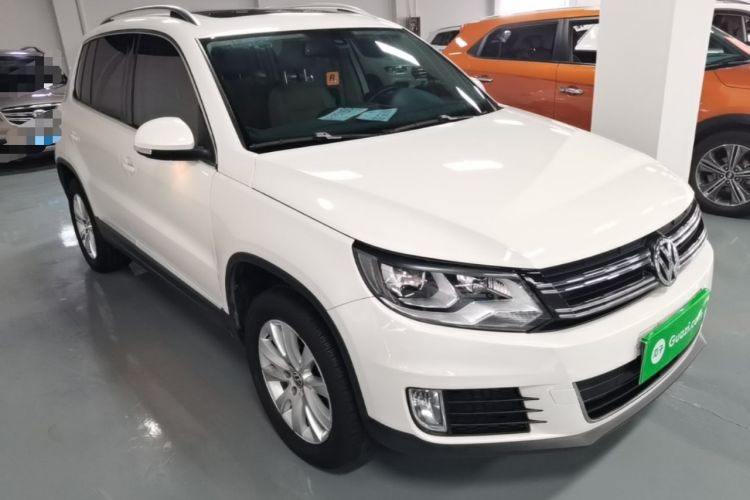 Used Volkswagen Tiguan 2013 1.8TSI Automatic Two-Wheel Drive Luxury Model Front Right 45 Deg