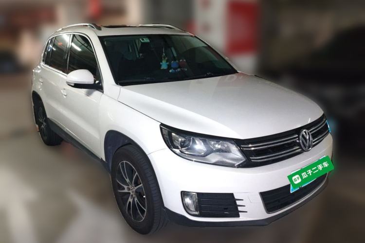 Used Volkswagen Tiguan 2013 1.8TSI Automatic Two-Wheel Drive Luxury Model Front Right 45 Deg