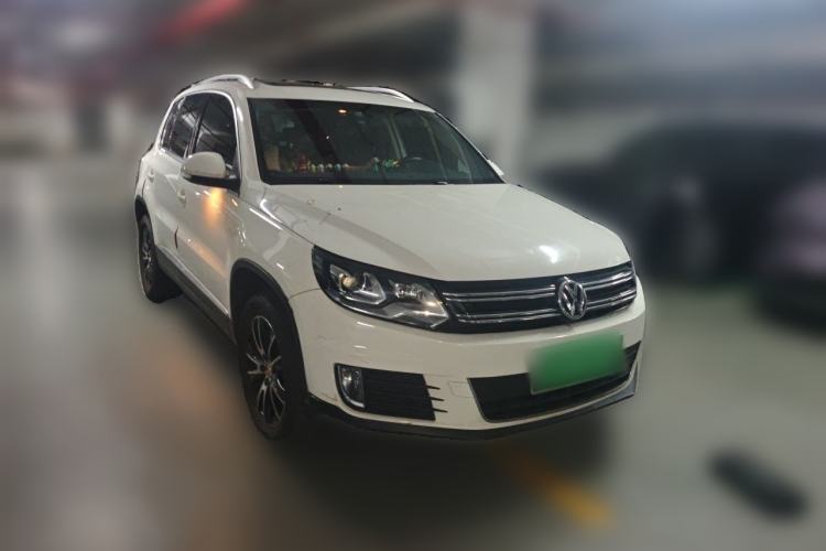 Used Volkswagen Tiguan 2013 1.8TSI Automatic Two-Wheel Drive Luxury Model Front Right 45 Deg