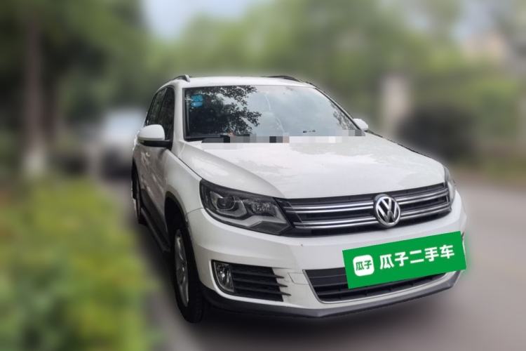 Used Volkswagen Tiguan 2013 1.8 TSI Automatic Two-Wheel Drive Comfort Edition Front Right 45 Deg
