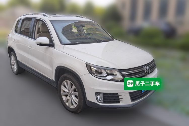 Used Volkswagen Tiguan 2013 1.8TSI Automatic Two-Wheel Drive Luxury Model Front Right 45 Deg