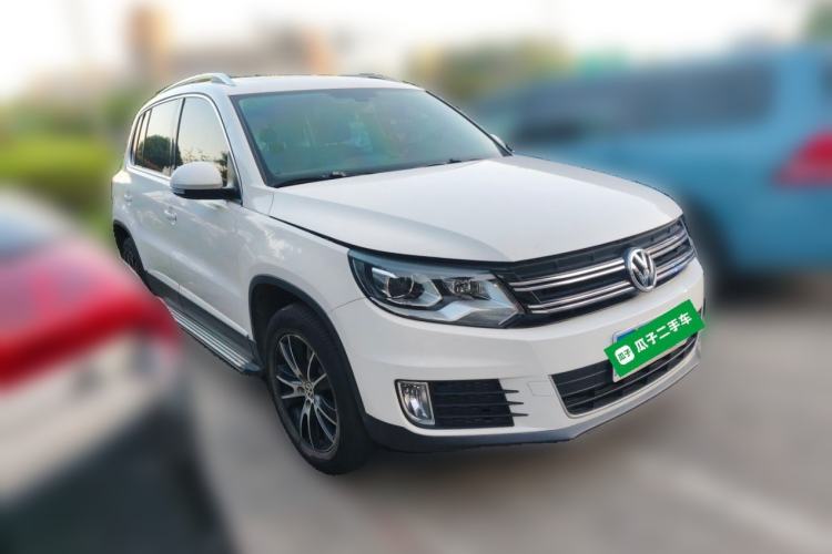 Used Volkswagen Tiguan 2013 1.8TSI Automatic Two-Wheel Drive Luxury Model Front Right 45 Deg