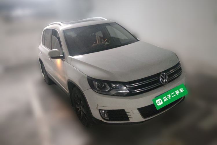 Used Volkswagen Tiguan 2013 1.8TSI Automatic Two-Wheel Drive Luxury Model Front Right 45 Deg