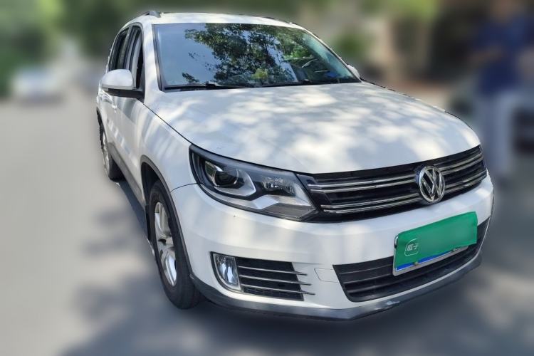 Used Volkswagen Tiguan 2013 1.8TSI Automatic Two-Wheel Drive Trend Edition Front Right 45 Deg