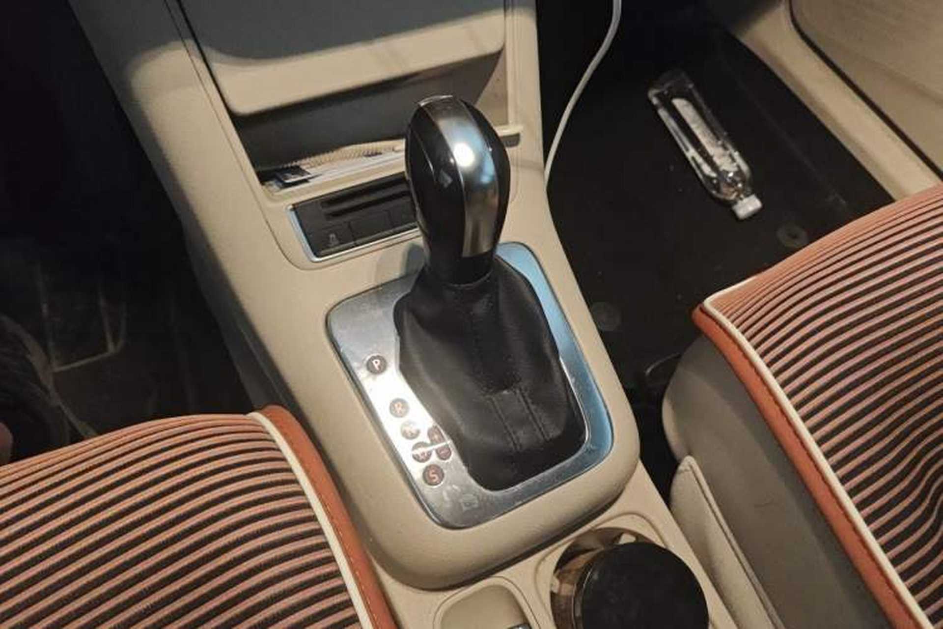 Used Volkswagen Tiguan 2013 1.8TSI Automatic Two-Wheel Drive Trend Edition Gear Lever