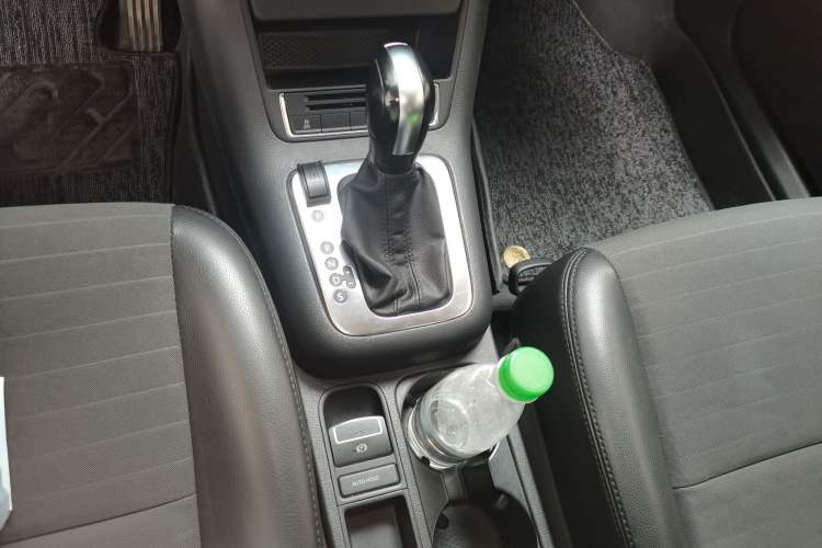 Used Volkswagen Tiguan 2013 1.8TSI Automatic Two-Wheel Drive Trend Edition Gear Lever