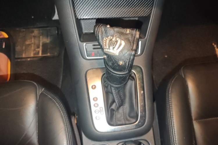 Used Volkswagen Tiguan 2013 1.8 TSI Automatic Two-Wheel Drive Comfort Edition Gear Lever