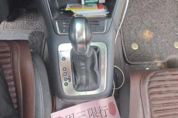Used Volkswagen Tiguan 2013 1.8TSI Automatic All-Wheel-Drive Comfort Edition Gear Lever
