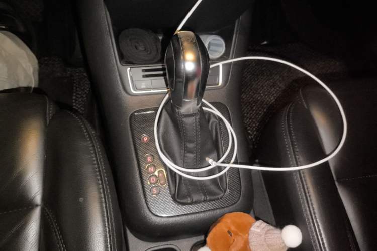 Used Volkswagen Tiguan 2013 1.8 TSI Automatic Two-Wheel Drive Comfort Edition Gear Lever