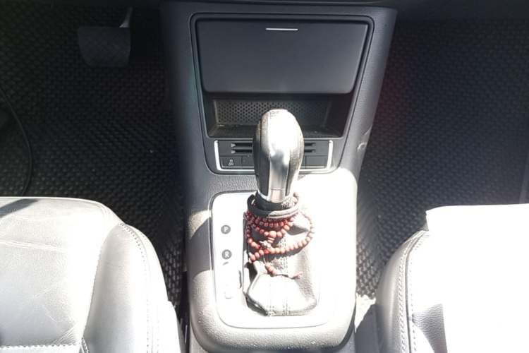 Used Volkswagen Tiguan 2013 1.8 TSI Automatic Two-Wheel Drive Comfort Edition Gear Lever