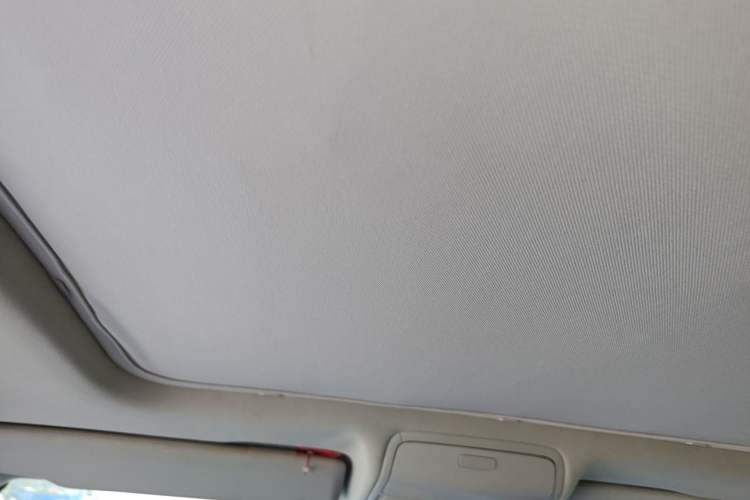 Used Volkswagen Tiguan 2013 2.0 TSI Automatic All-Wheel-Drive Flagship Edition Headliner