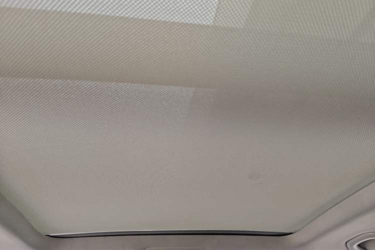 Used Volkswagen Tiguan 2013 2.0 TSI Automatic All-Wheel Drive Luxury Edition Headliner