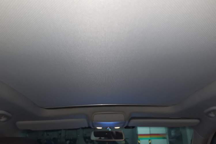 Used Volkswagen Tiguan 2013 1.8TSI Automatic All-Wheel-Drive Comfort Edition Headliner