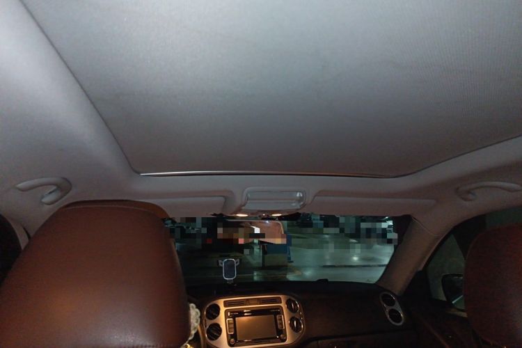 Used Volkswagen Tiguan 2013 1.8TSI Automatic Two-Wheel Drive Luxury Model Headliner