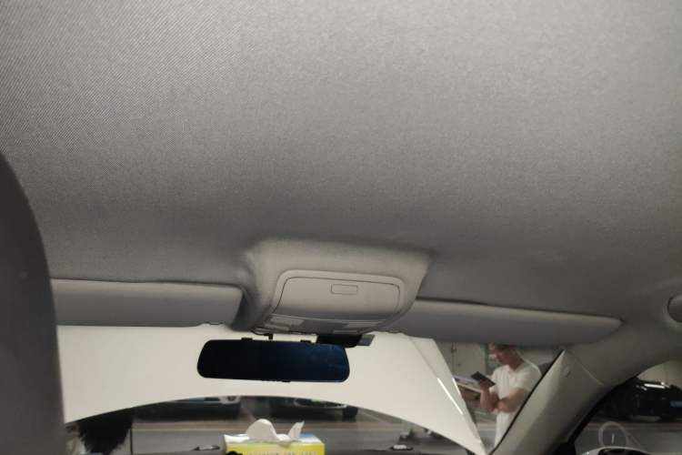 Used Volkswagen Tiguan 2013 1.8 TSI Automatic Two-Wheel Drive Comfort Edition Headliner
