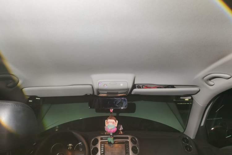 Used Volkswagen Tiguan 2013 1.8TSI Automatic Two-Wheel Drive Trend Edition Headliner