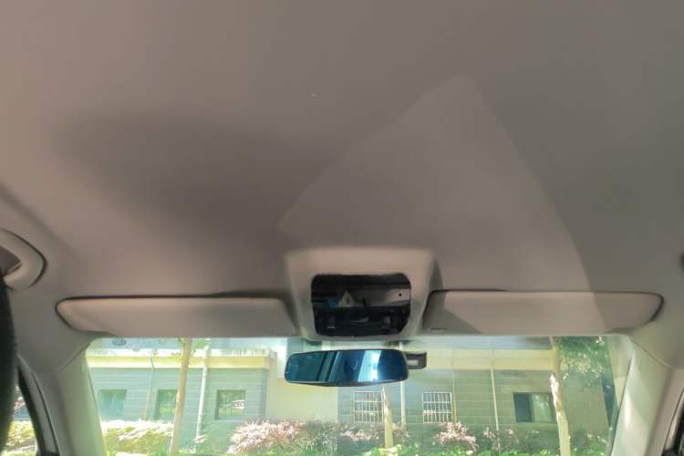 Used Volkswagen Tiguan 2013 1.8TSI Automatic Two-Wheel Drive Trend Edition Headliner