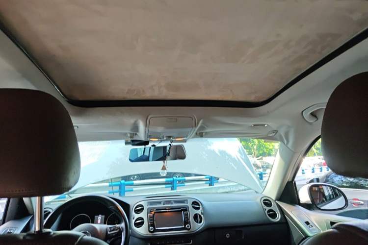 Used Volkswagen Tiguan 2013 1.8TSI Automatic Two-Wheel Drive Luxury Model Headliner