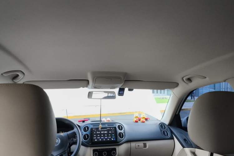 Used Volkswagen Tiguan 2013 1.8TSI Automatic Two-Wheel Drive Trend Edition Headliner