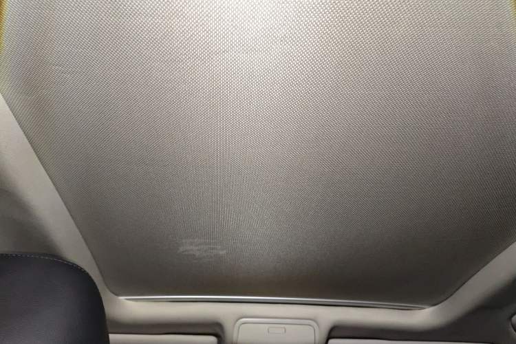 Used Volkswagen Tiguan 2013 1.8TSI Automatic Two-Wheel Drive Luxury Model Headliner