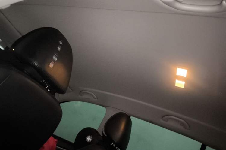 Used Volkswagen Tiguan 2013 1.8 TSI Automatic Two-Wheel Drive Comfort Edition Headliner