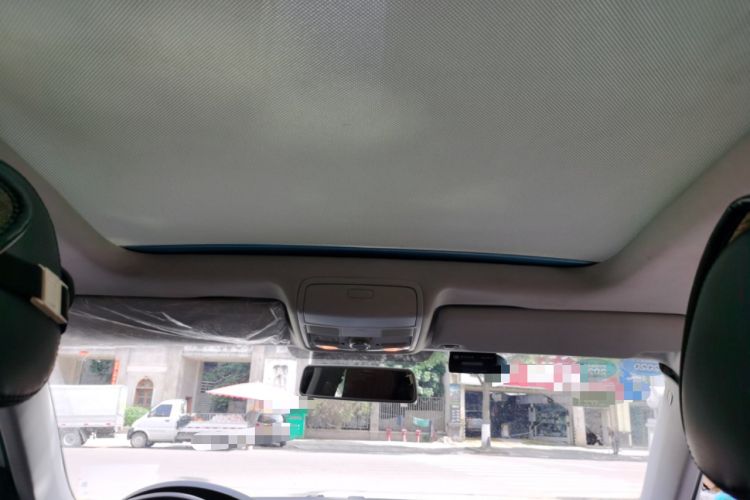 Used Volkswagen Tiguan 2013 1.8TSI Automatic All-Wheel-Drive Comfort Edition Headliner