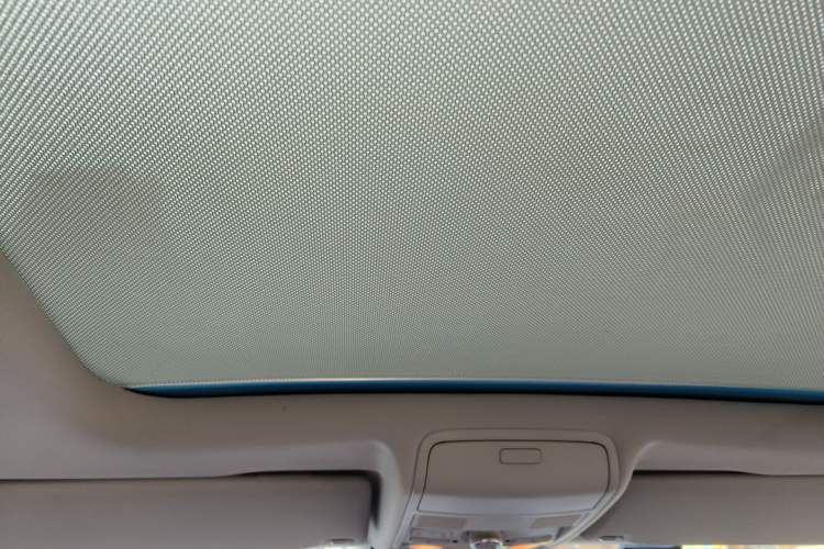 Used Volkswagen Tiguan 2013 1.8TSI Automatic Two-Wheel Drive Luxury Model Headliner