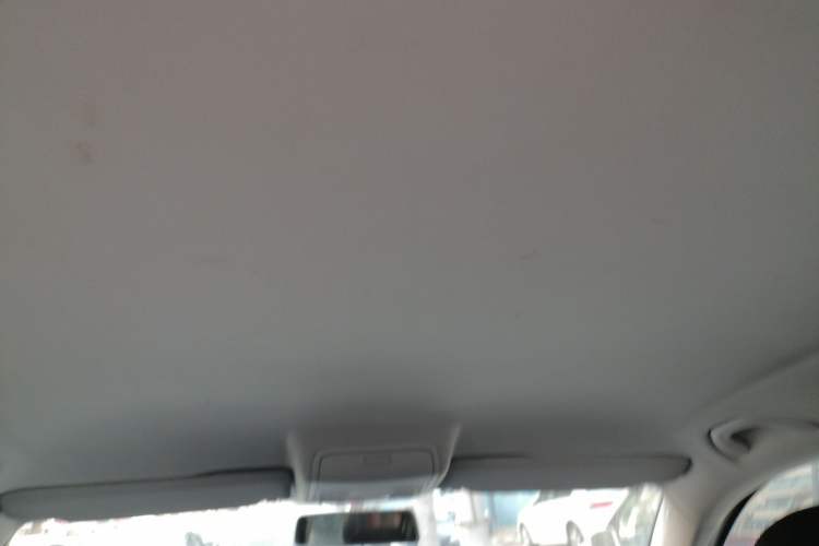 Used Volkswagen Tiguan 2013 1.8 TSI Automatic Two-Wheel Drive Comfort Edition Headliner