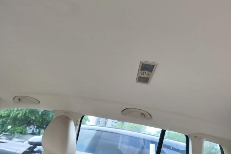 Used Volkswagen Tiguan 2013 1.8 TSI Automatic Two-Wheel Drive Comfort Edition Headliner