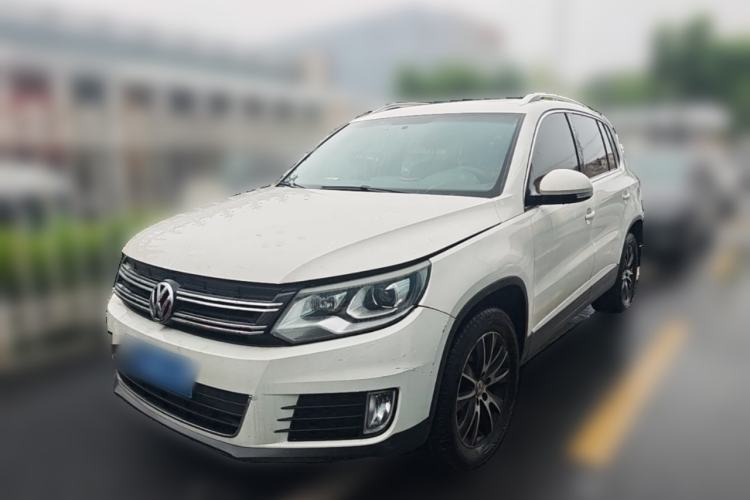 Used Volkswagen Tiguan 2013 1.8TSI Automatic Two-Wheel Drive Luxury Model Guazi used car, China used car export, Used car for sale, Used cars, Cheapest cars for sale
