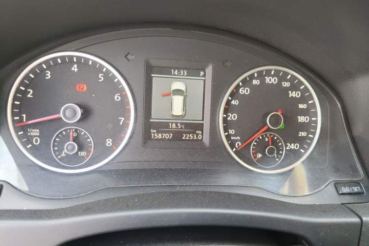 Used Volkswagen Tiguan 2013 1.8TSI Automatic Two-Wheel Drive Luxury Model Instrument Cluster