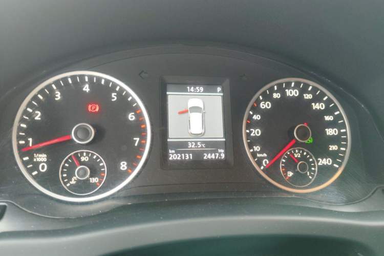 Used Volkswagen Tiguan 2013 1.8TSI Automatic Two-Wheel Drive Luxury Model Instrument Cluster