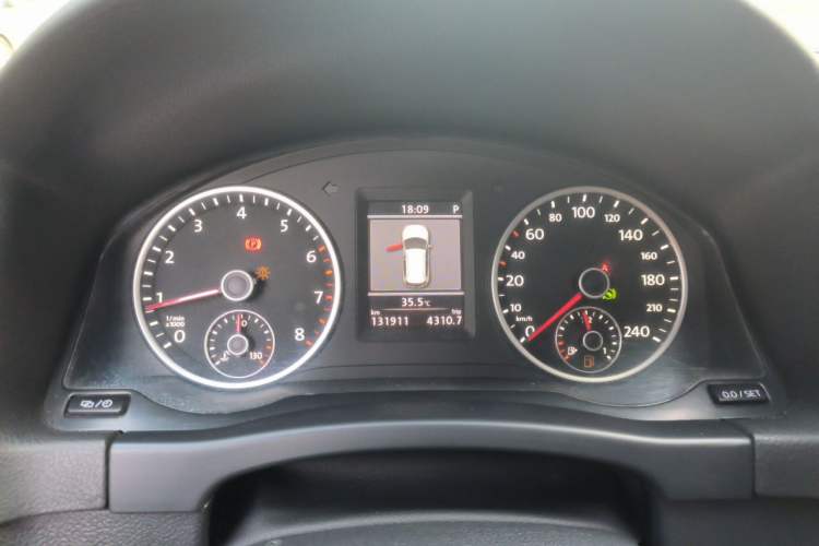 Used Volkswagen Tiguan 2013 1.8TSI Automatic Two-Wheel Drive Luxury Model Instrument Cluster